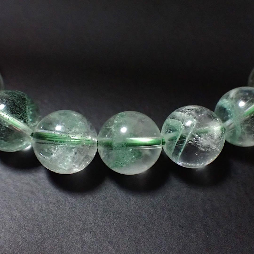 【マダガスカル産】フックサイトインクォーツ(グリーンファントム)