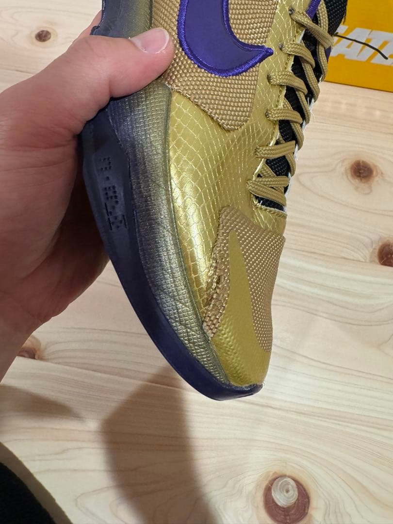 UNDEFEATED × Nike Kobe 5 Protro