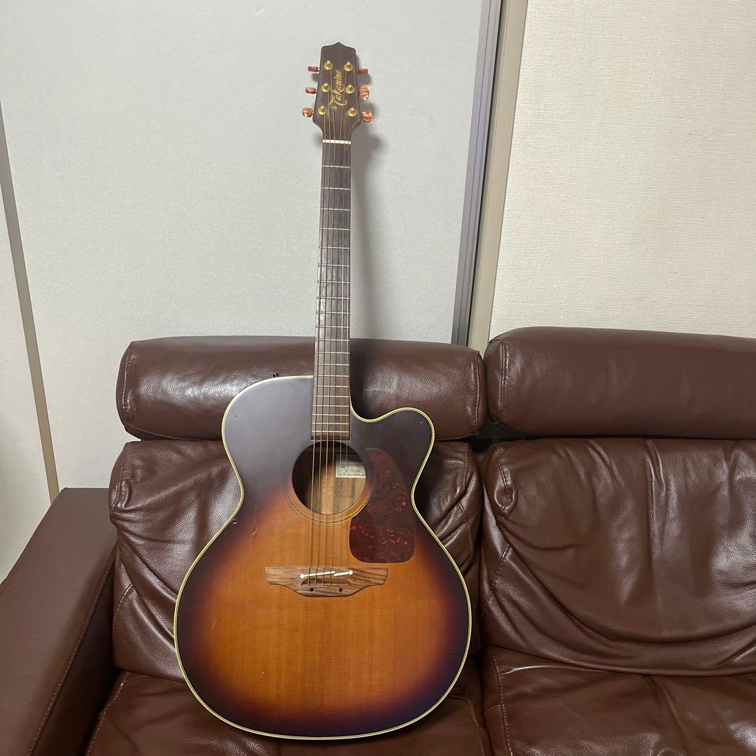 Takamine タカミネ（長渕剛さん愛用タイプ？）エレアコNPT-012 BS