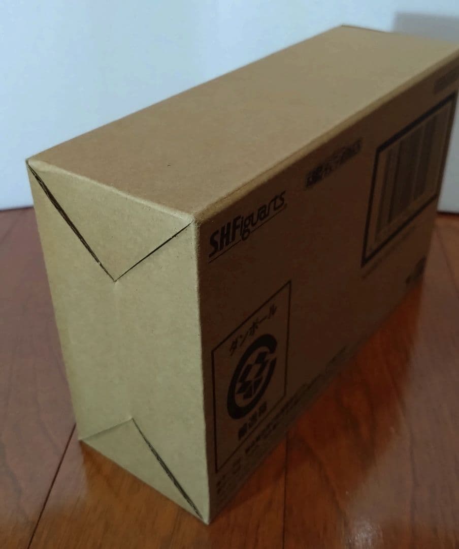 輸送箱未開封 S.H.Figuarts 真骨彫製法 仮面ライダーバース