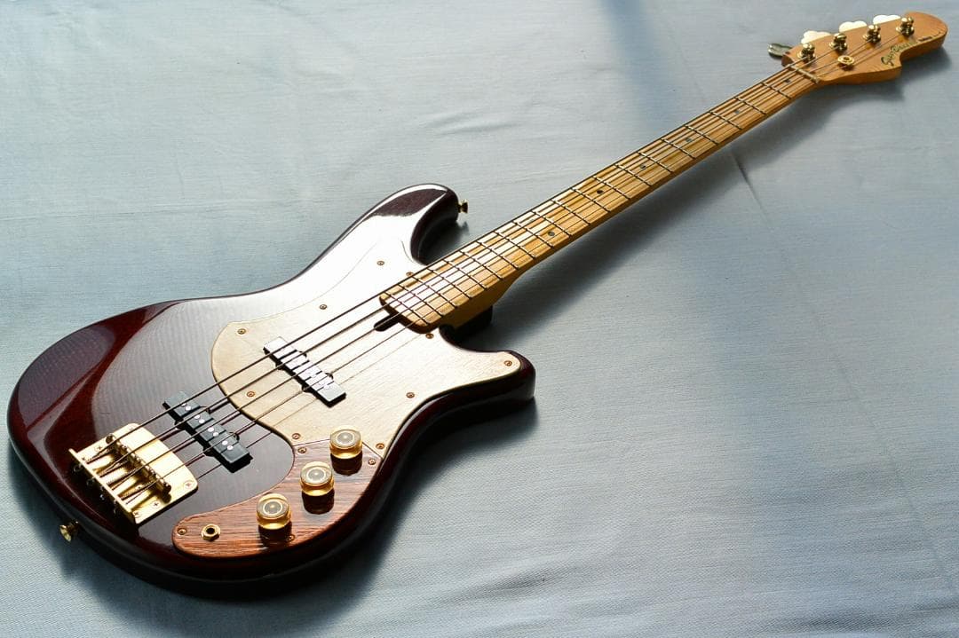 YAMAHA SB-500 70年代 特製ピックガード＆ブラス製ブリッジ