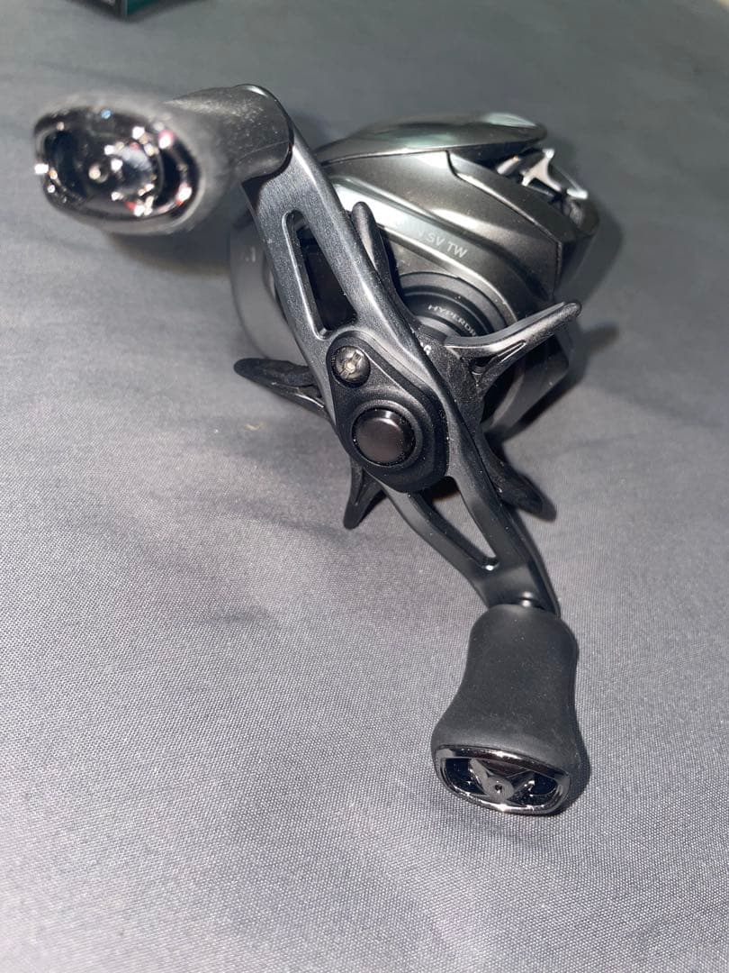 ジリオン SVTW 1000H ダイワ リール