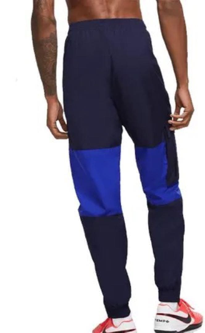 NIKE チェルシー　トラベルパンツ