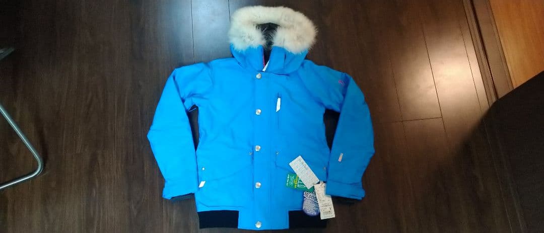 新品　77％OFF　ESTIVO レディース　Mサイズ