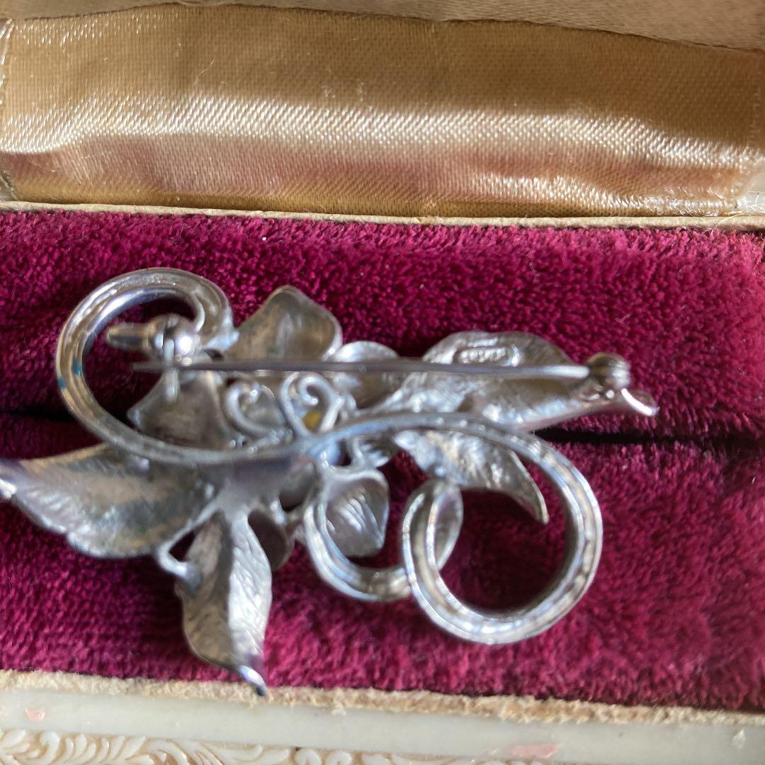 本真珠ブローチ