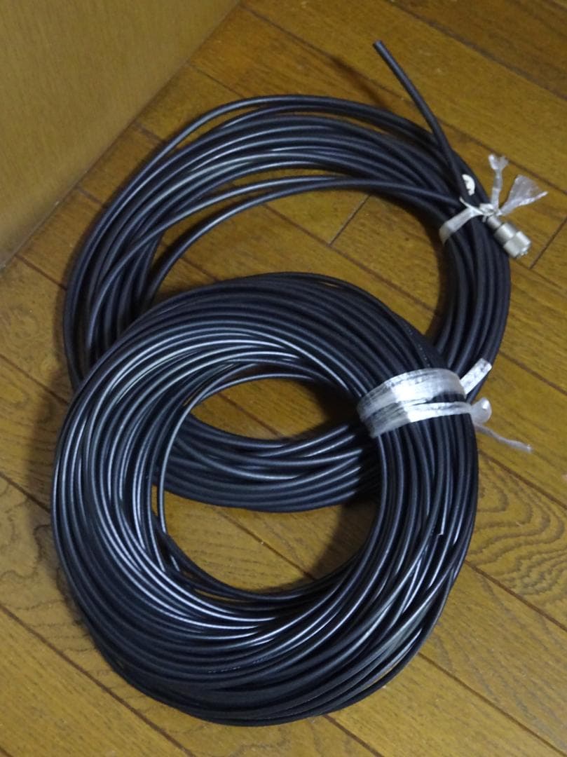 IRQ4はCom1 アマ無線 1200MHz リグ2台,アンテナ2本,同軸