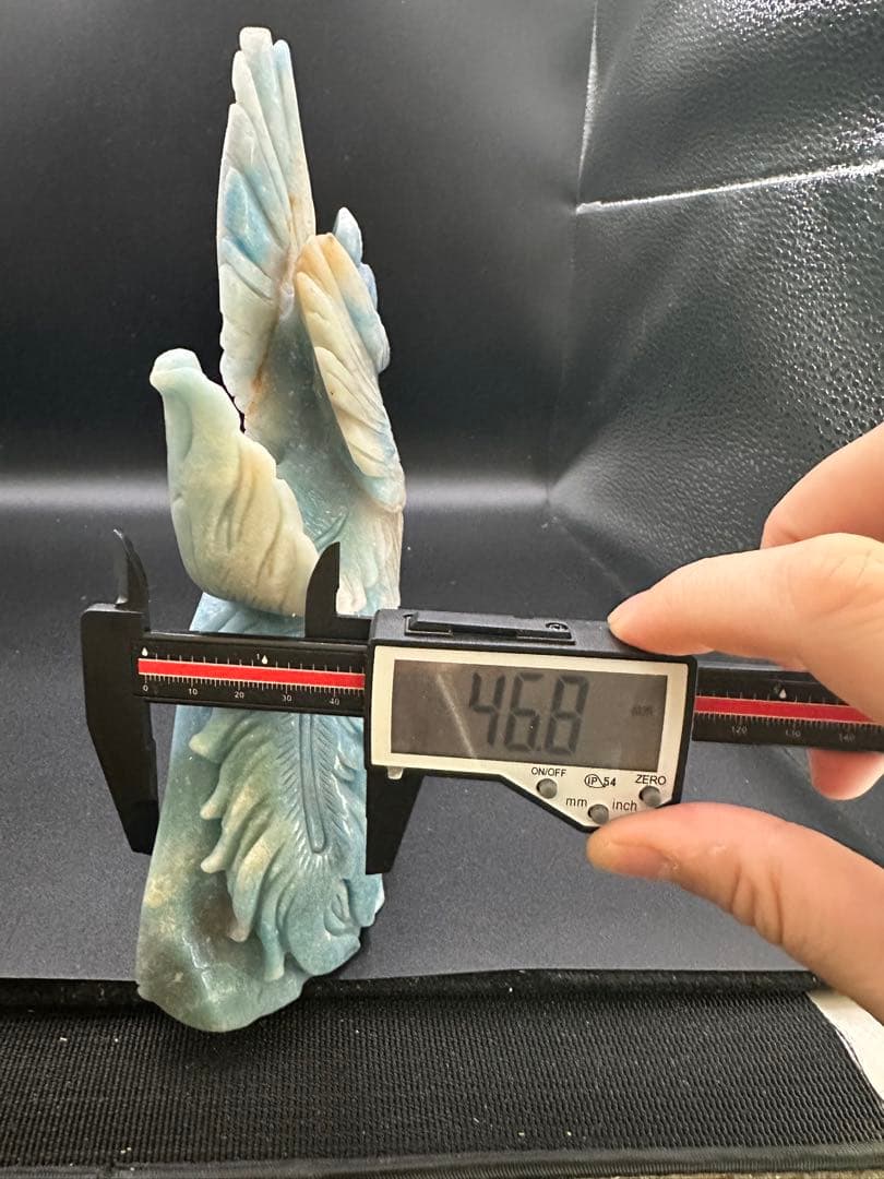 トロレアイト鳳凰の置物