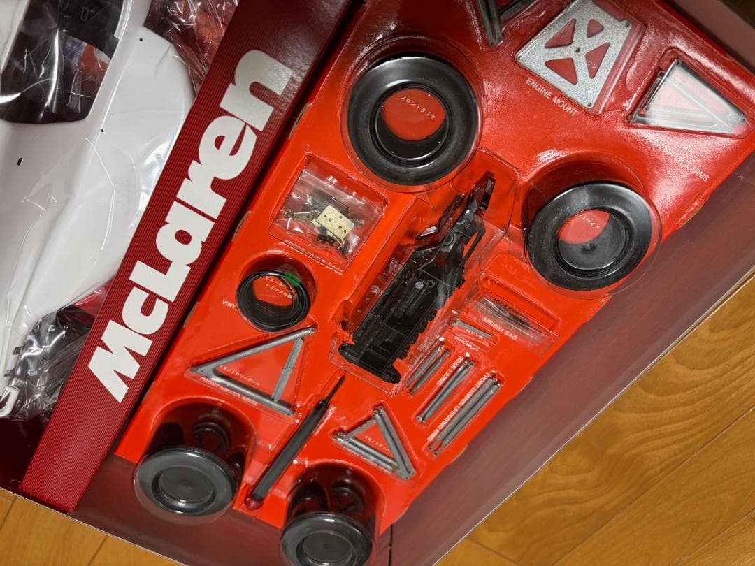 タミヤ 1/12 マクラーレン MP4/6 ハイテクデカール付き