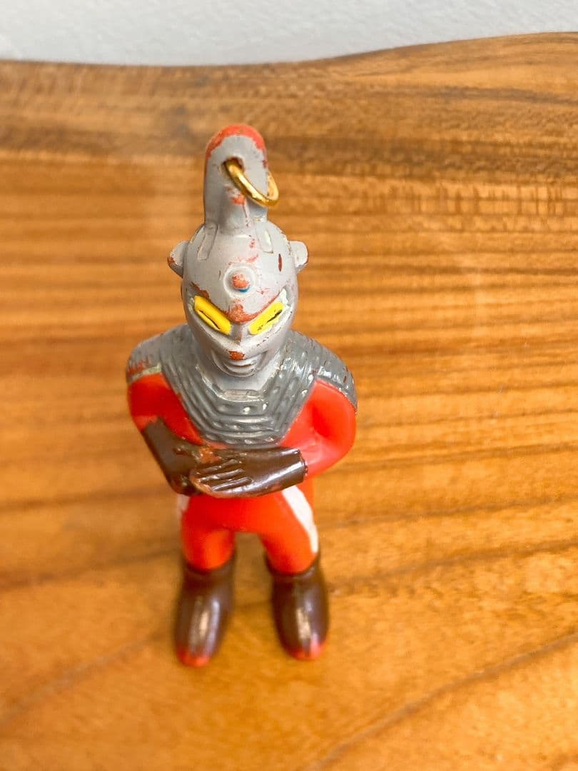 ウルトラセブン　ペンダントソフビ
