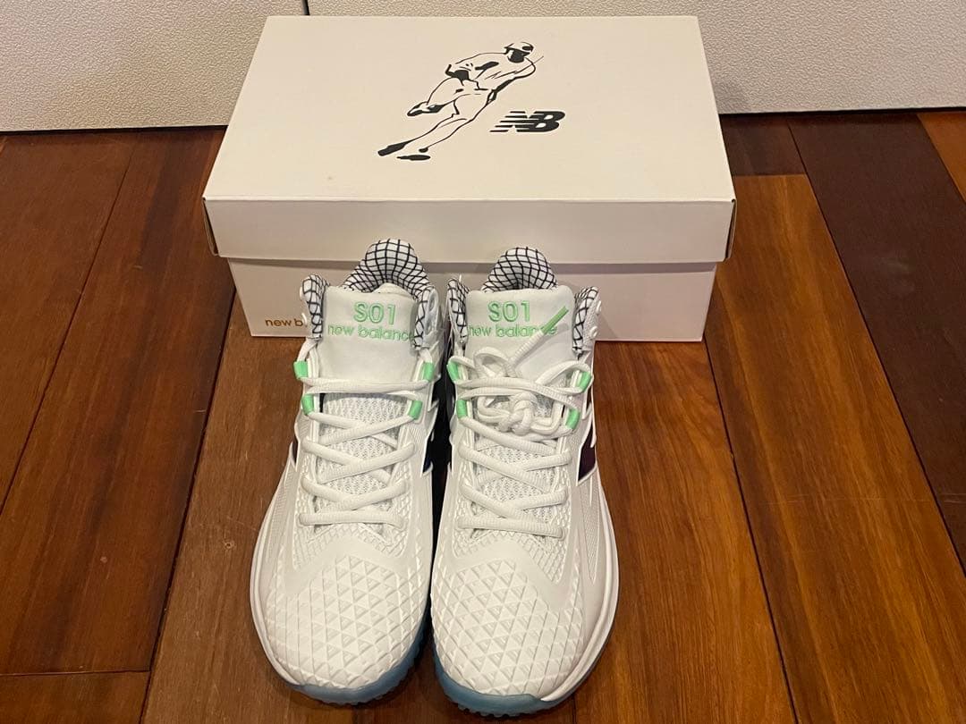 大谷翔平モデル　トレーニングシューズ　ニューバランス