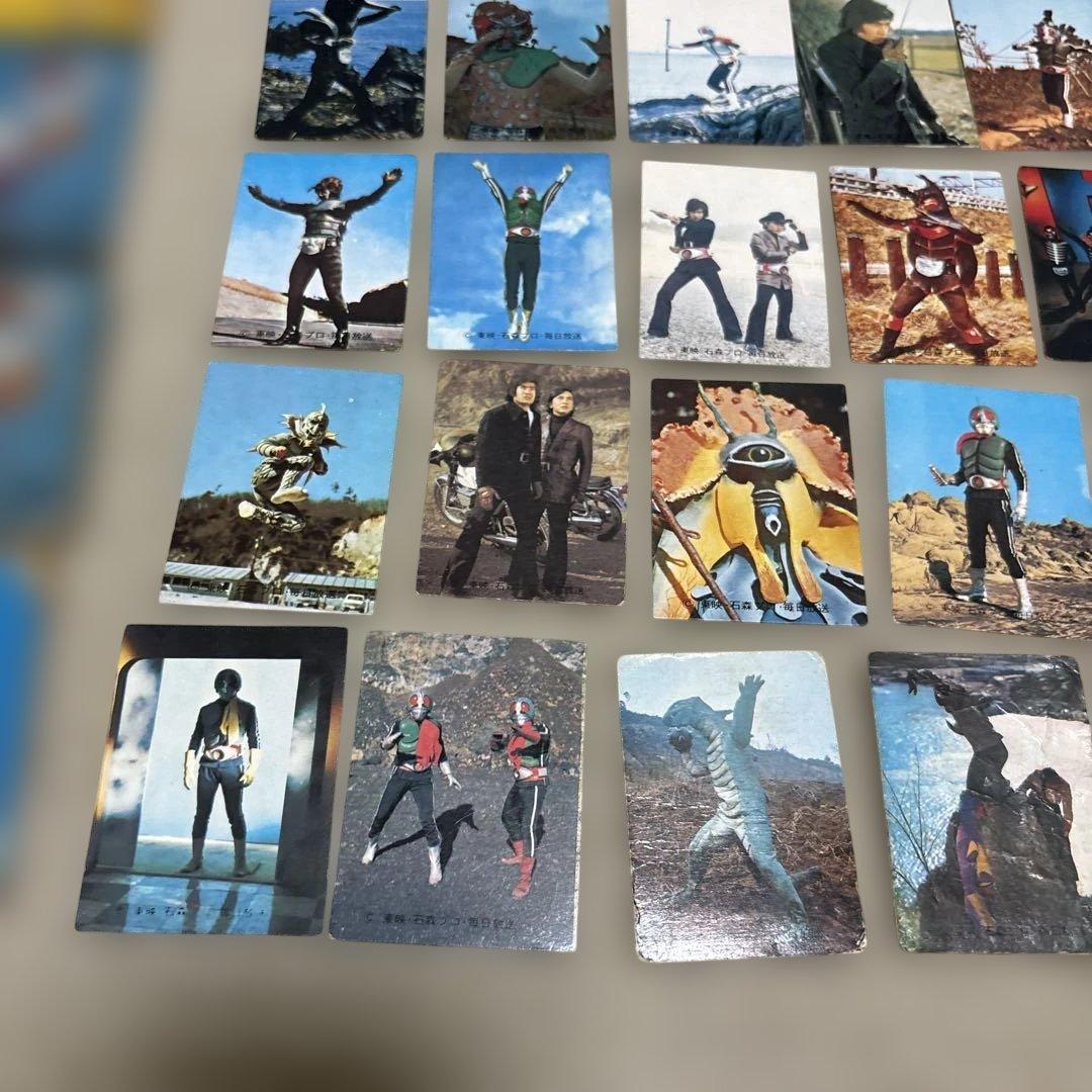 【昭和】カルビー 仮面ライダーカード64枚とアルバム5冊