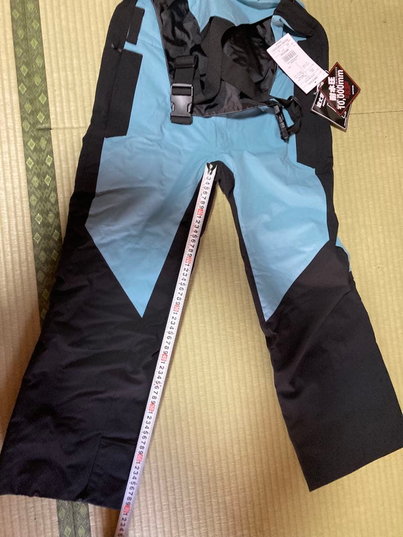 24/25NEWモデル オンヨネ　スキーウェア上下セット　サイズL