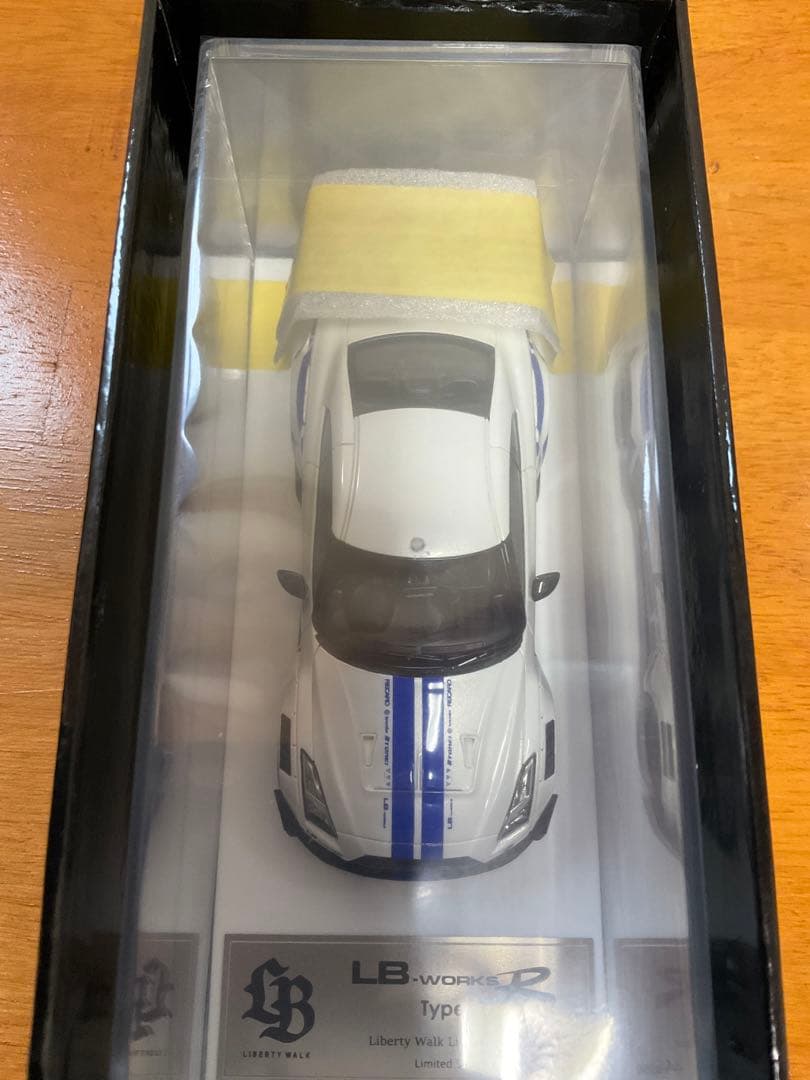 メイクアップ　Make up 1/43 特注品　LB R35 GT-R