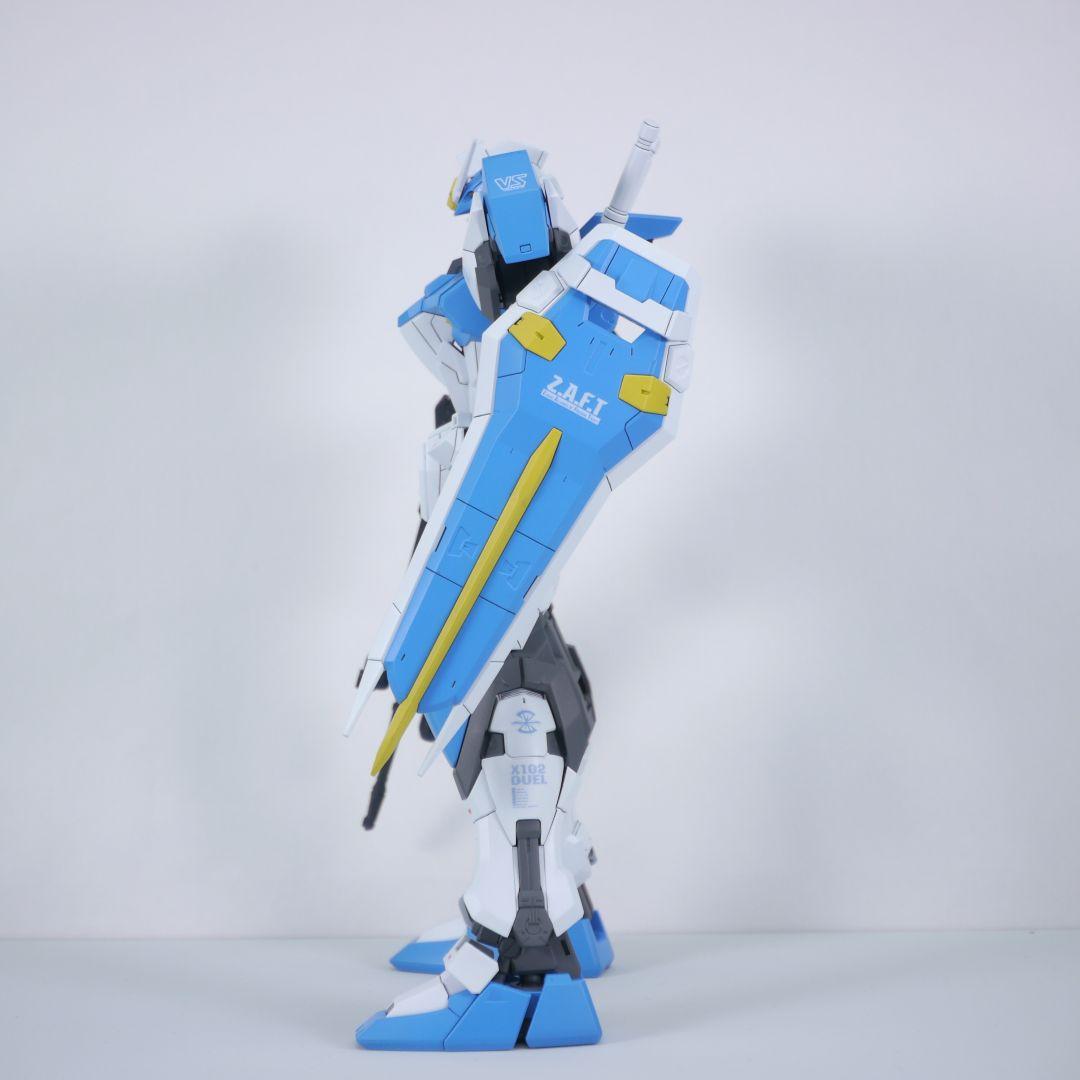 MG デュエルガンダム 塗装 完成品 バンダイ ガンプラ 1/100