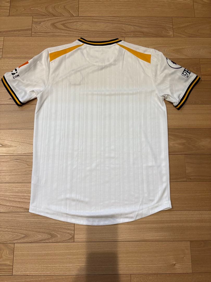 ウルブス 21/22 3rd ユニフォーム