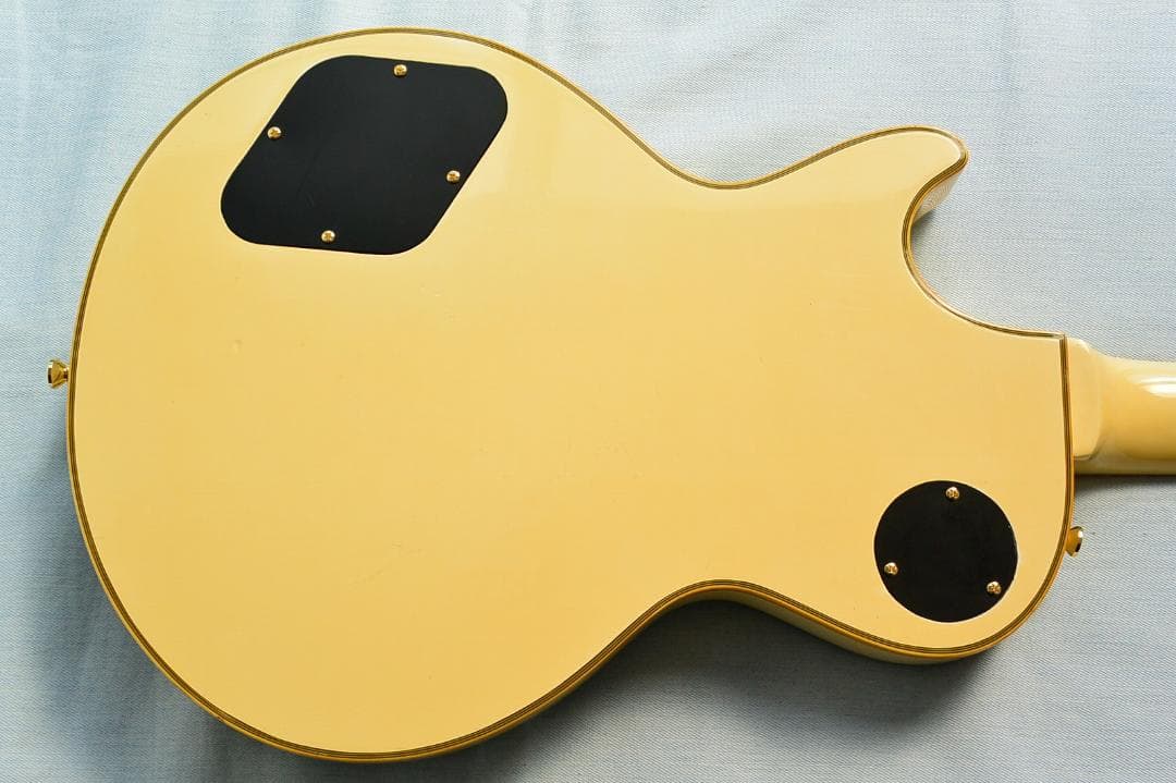 Diamond by Aria 70年代 3PU ビグズビー レスポールカスタム