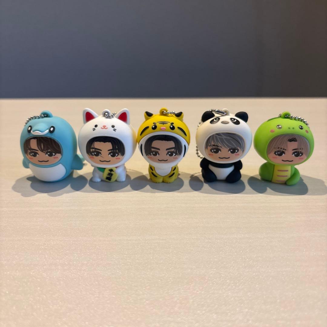 【最安値】八木勇征 着ぐるみキーホルダー 虎 パンダ ヘビ イルカ まねきねこ
