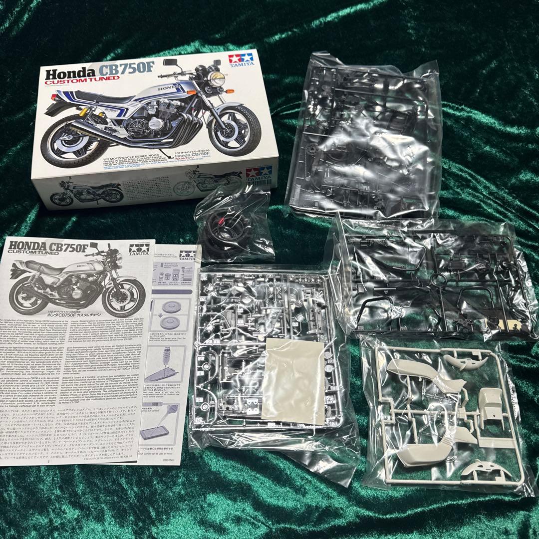 【未組立/バラ売り可】ホンダ CB1100R CB750F CB900F2