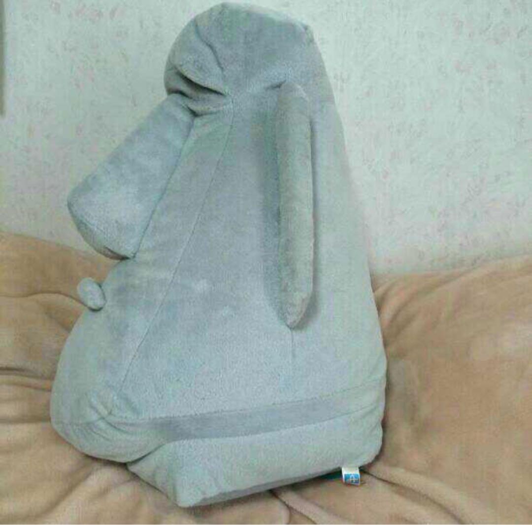 モアイ像ぬいぐるみ