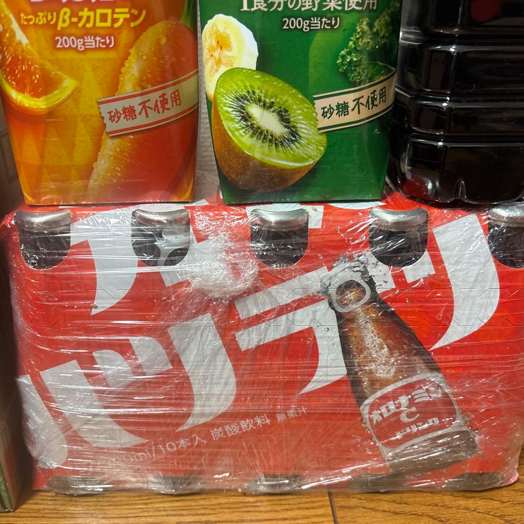 オロナミンC、野菜生活100.紅茶花伝、特水、スムージー、ラッシー、コーヒーなど