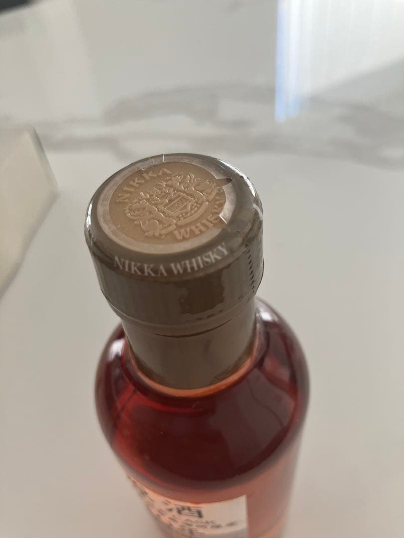 ニッカウイスキー シングルカスク10年 180 ml 余市蒸留所限定(箱付き)