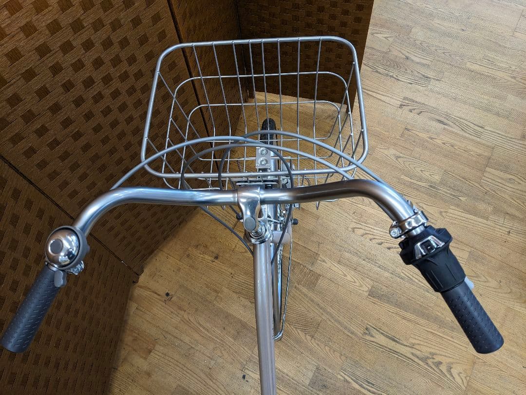 U081 美品　普通自転車　２４インチ　6段変速