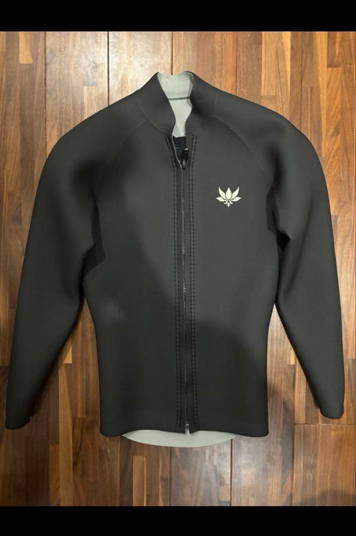 アックスクラシック　タッパー フロントジッパー