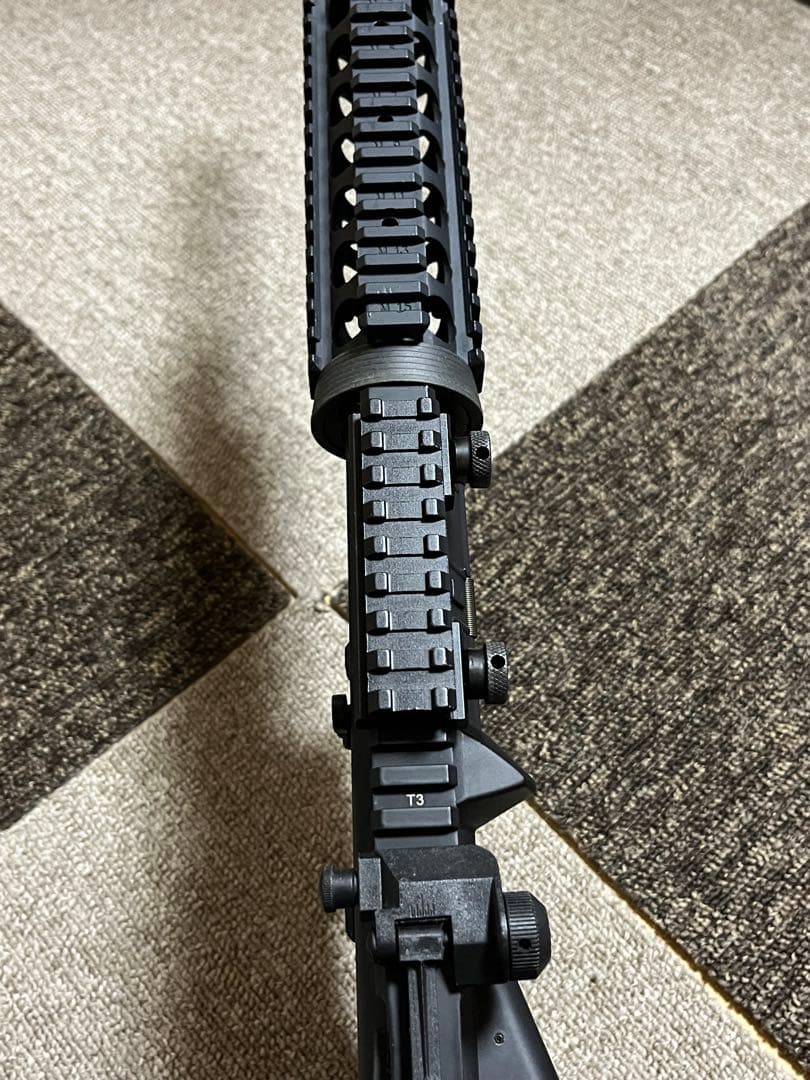 SR-16 メタルレシーバー電動ガン　東京マルイベース