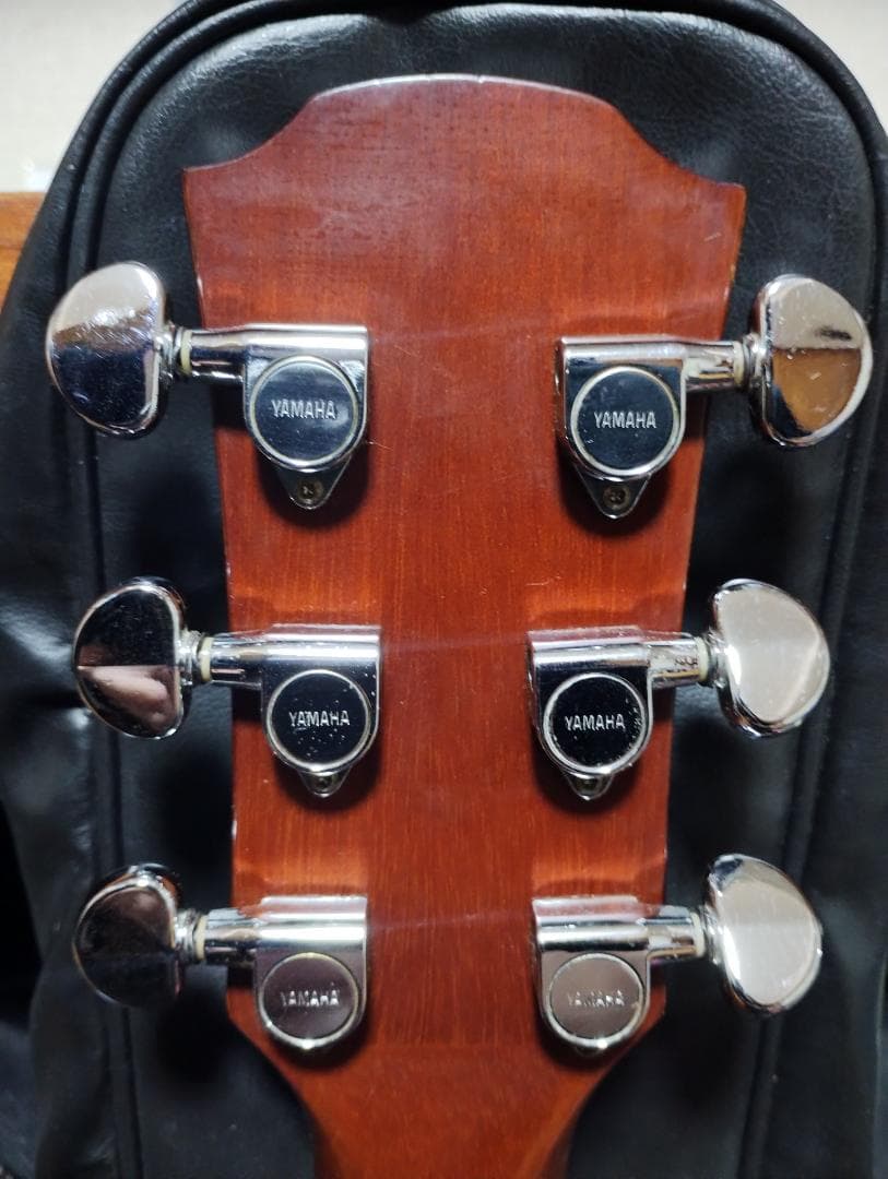 ギター YAMAHA APX-6C