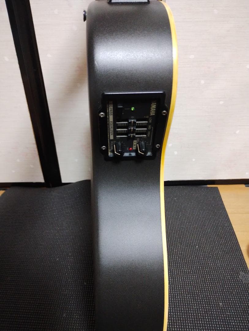 ギター YAMAHA APX-6C