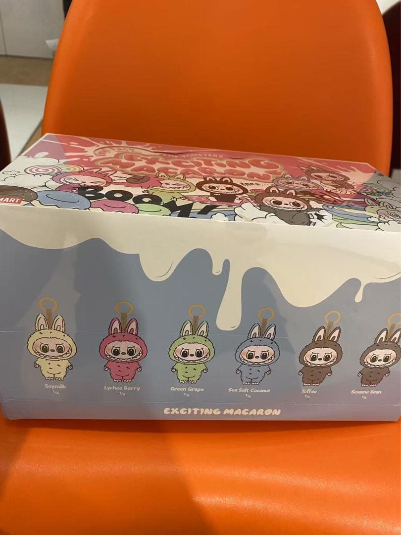 新品 未開封POPMART LABUBU ぬいぐるみ マカロン アソートボックス