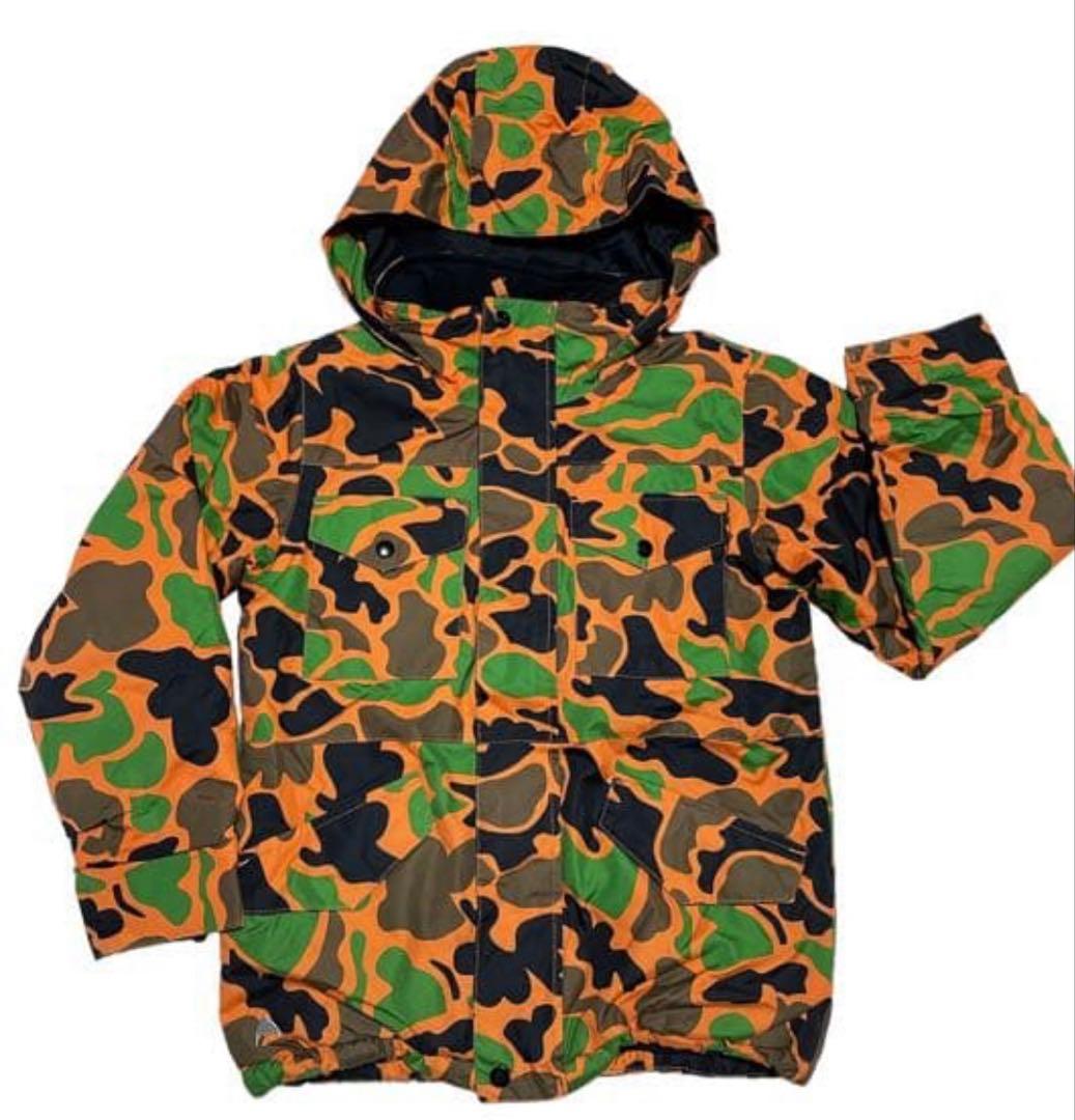 目立ちます⭐︎✴︎ラスト値下げBURTON キッズ スノーウエア S size❤️