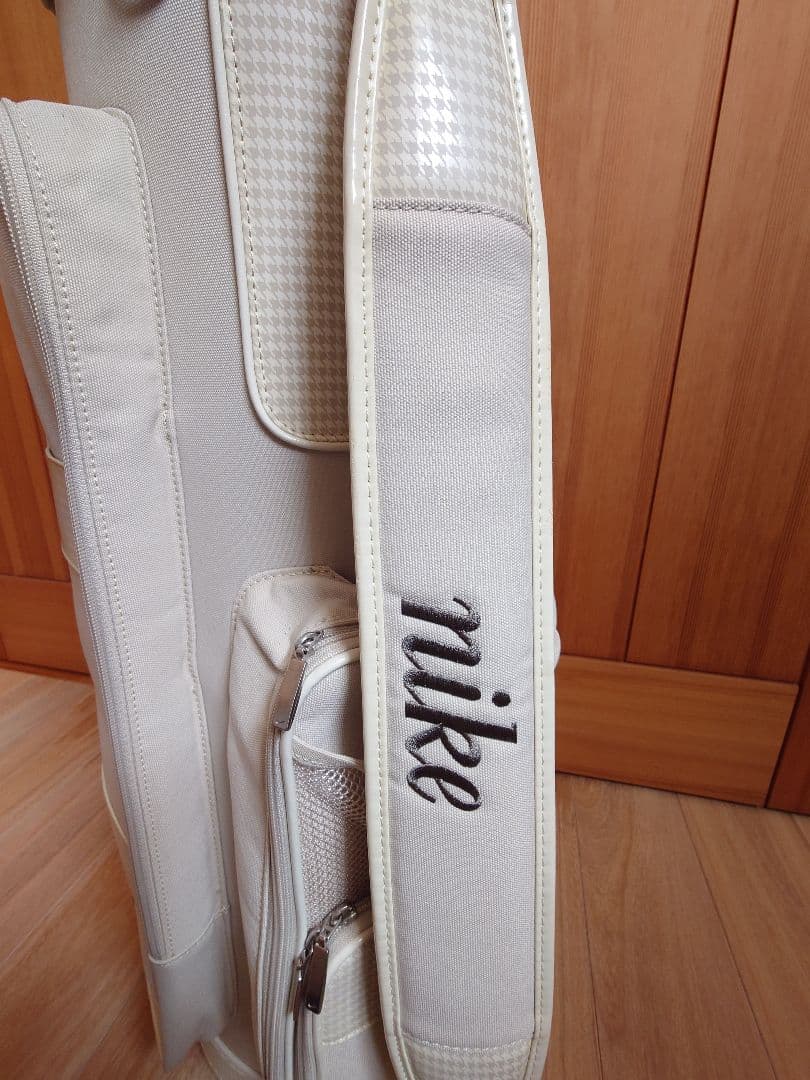 値下げ　NIKE　キャディバッグ　レディース　オマケ付き