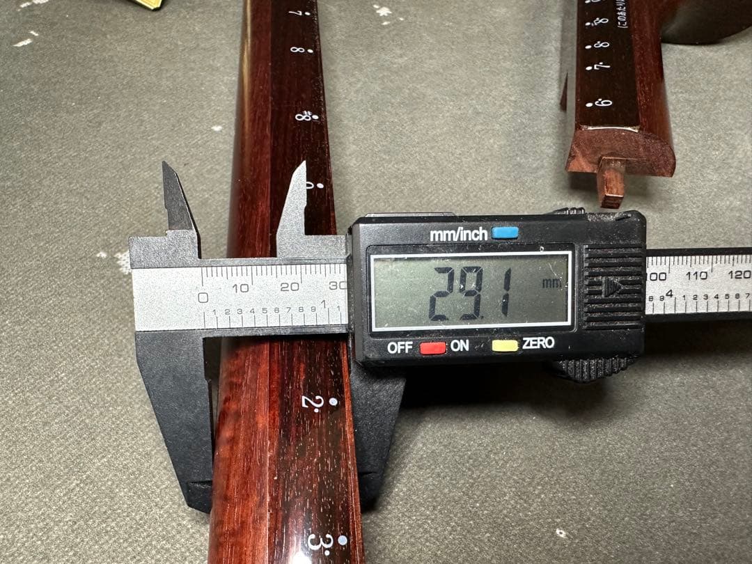 三味線 紅木　紫檀製　純銀刻印　天然素材 　弦楽器　民謡 伝統楽器