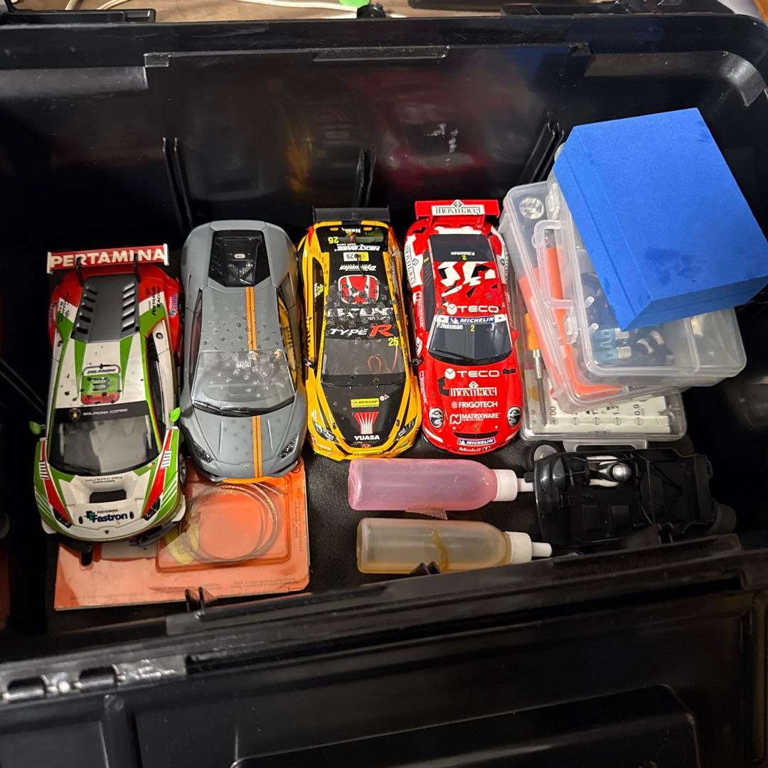 スロットカーセット19台(一台新品未使用あり)バラ売り可能です。