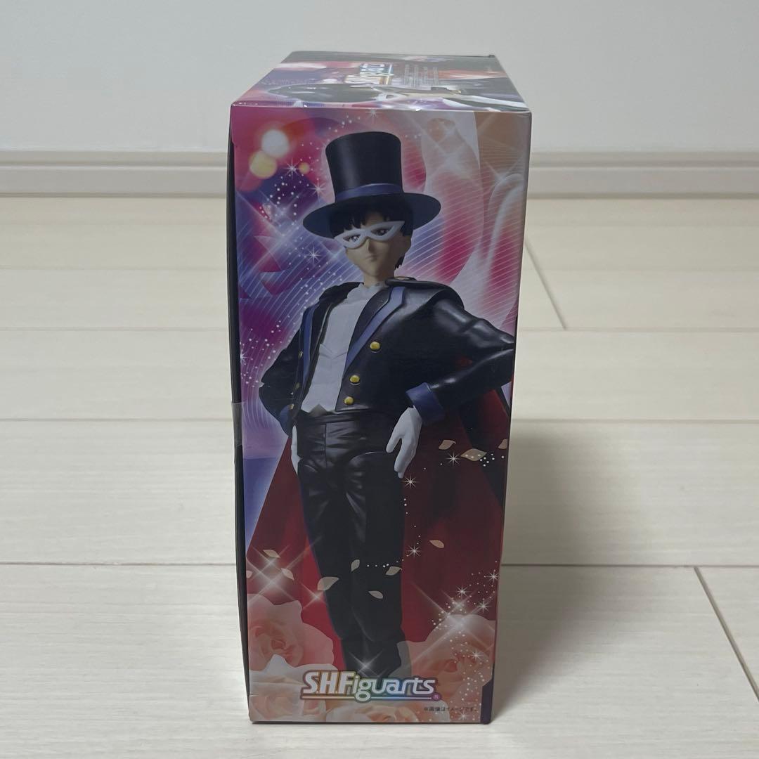 【新品未開封】セーラームーン フィギュアーツ タキシード仮面