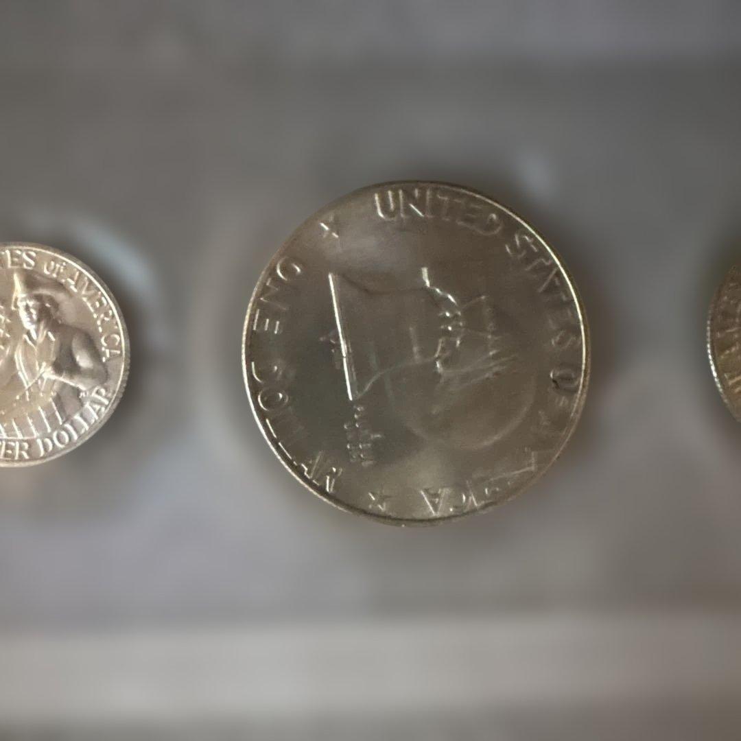 1976年 銀製未流通セット