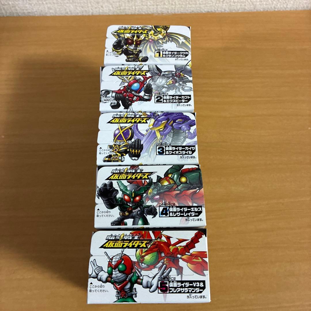 駈斗戦士 仮面ライダーズ クウガ来襲編