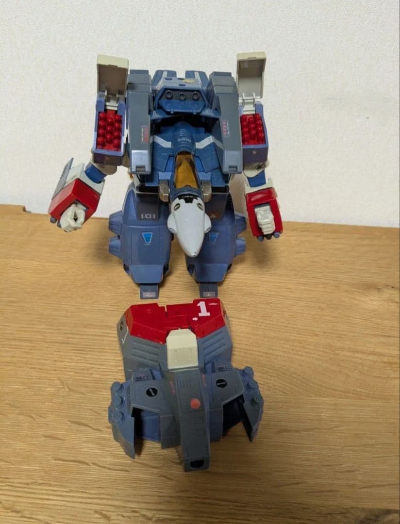 アーマードパーツ付き マクロス VF-1J バルキリーマックス専用タイプ