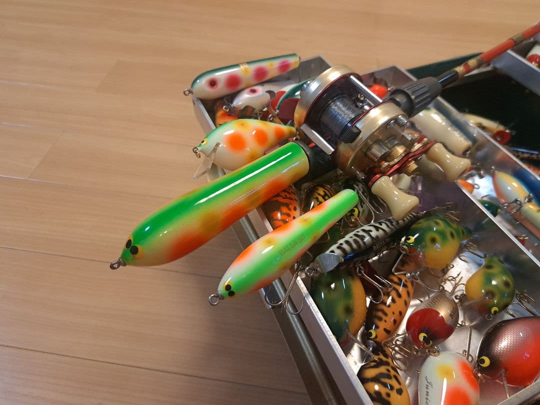 一点物　ザウルス　バルサ50　ビッグラッシュそっくりグリップ　アブ　道楽　ヘドン