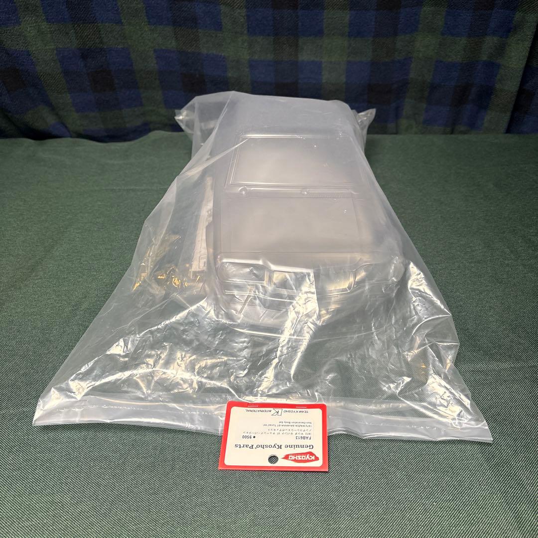 京商 1972マツダサバンナGTノンデコレーションボディセット (未塗装)