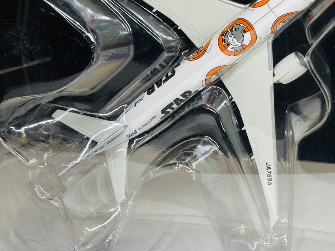 ANA B777スターウォーズ ジェットBB-8