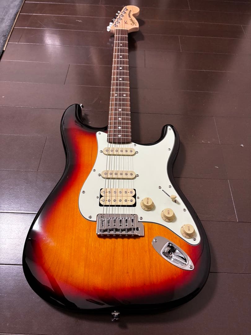 Squier スクワイヤー ストラトキャスター カスタム ギター Fender