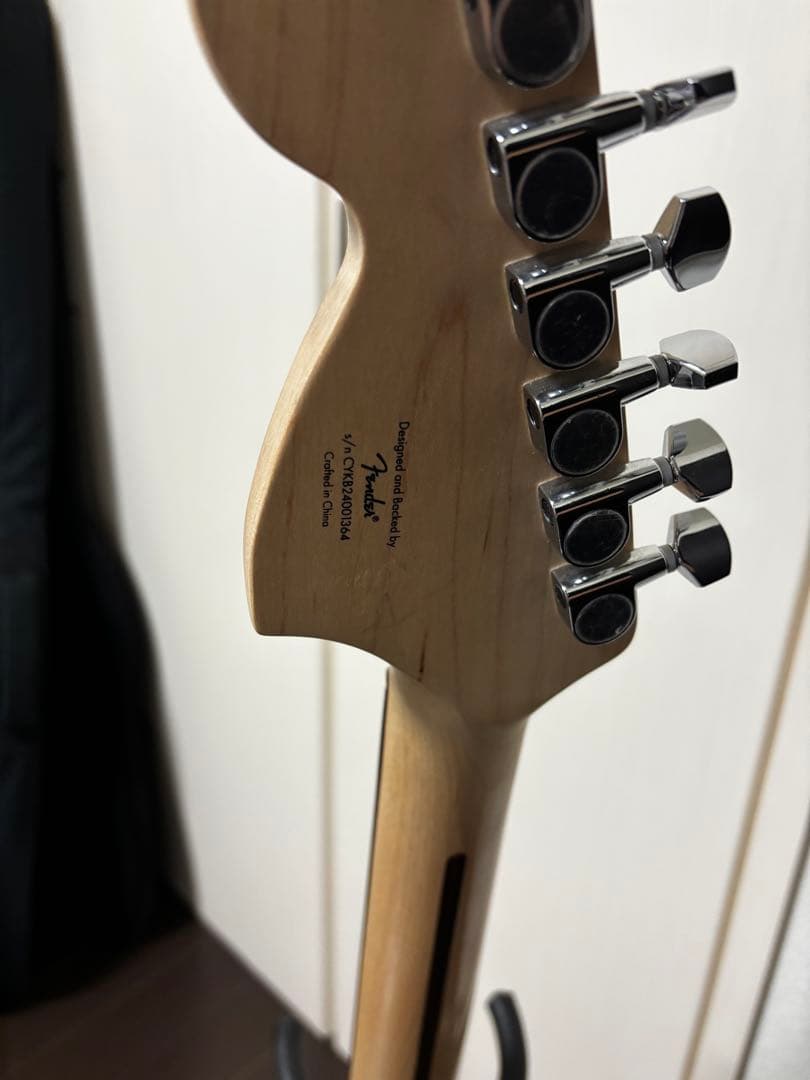 Squier スクワイヤー ストラトキャスター カスタム ギター Fender