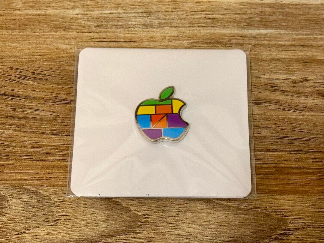 アップルストア オープン記念 ピンバッジ ノベルティ 限定