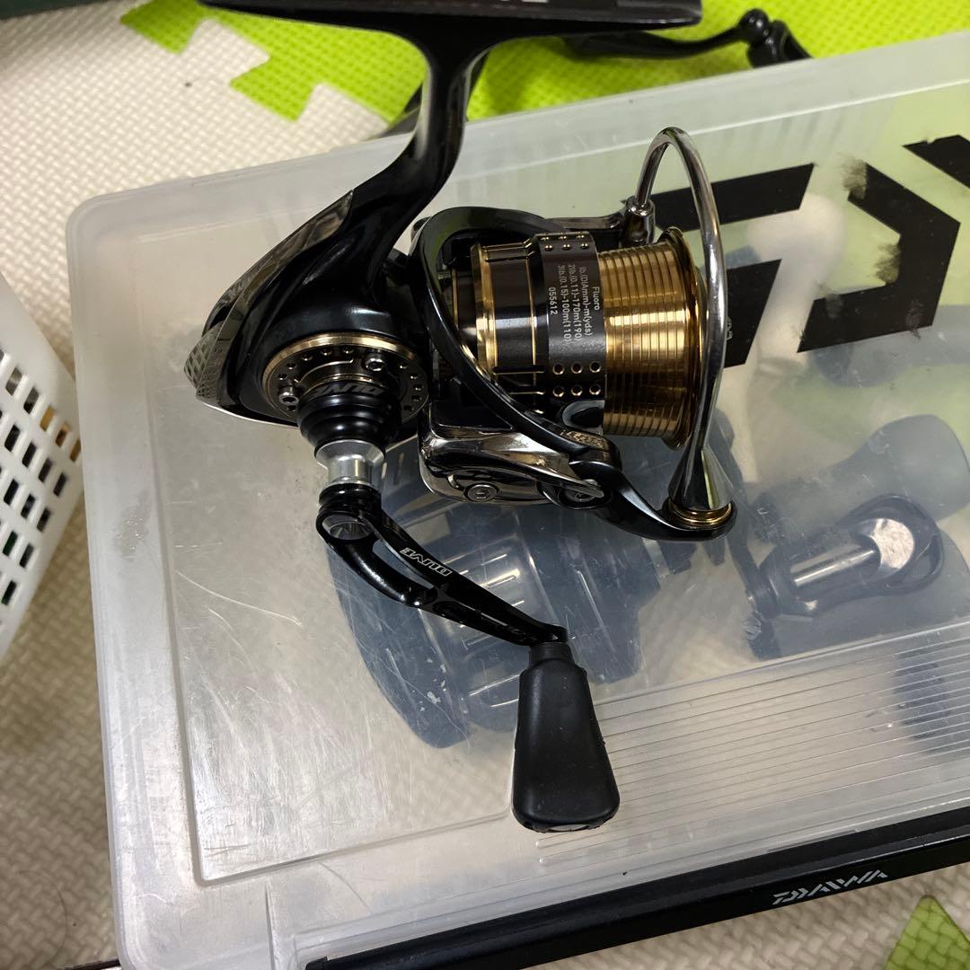 15イグジスト2003H