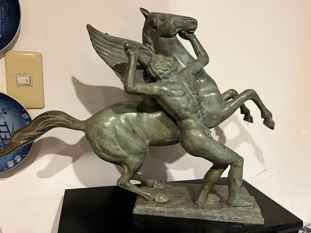 アンティーク　ペガサスと人間のブロンズ彫刻　重厚15kg