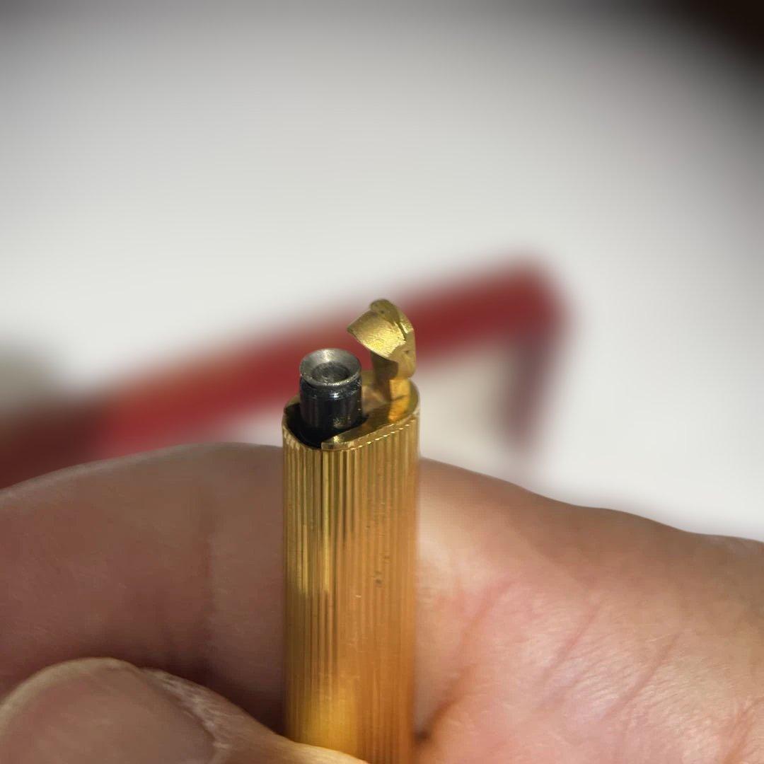 【値下げ】Cartier ゴールド ボールペン 専用ケース付き　金張り