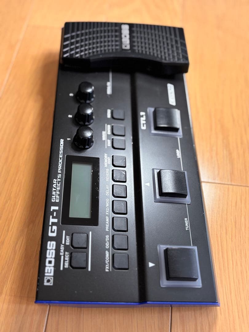 BOSS GT-1 ギターマルチエフェクター　ガイドブック付き