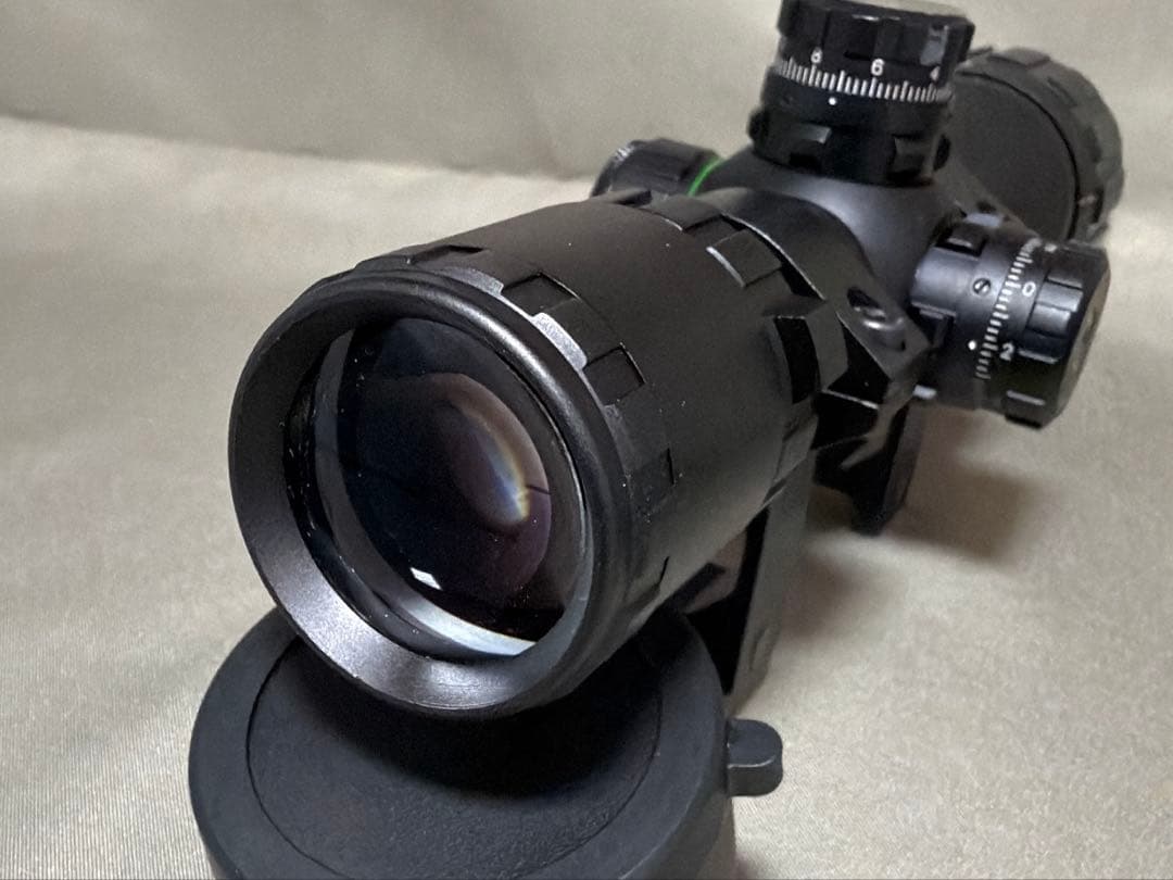 【美品】東京マルイ　NEWイルミネーテッド・ショートズームスコープ（3〜9倍）